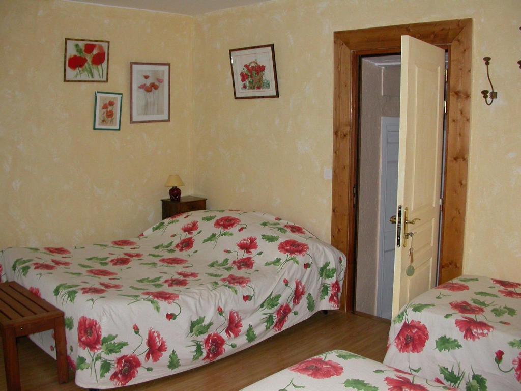 Maison D'Hotes De La Verriere Les Ardillats Номер фото