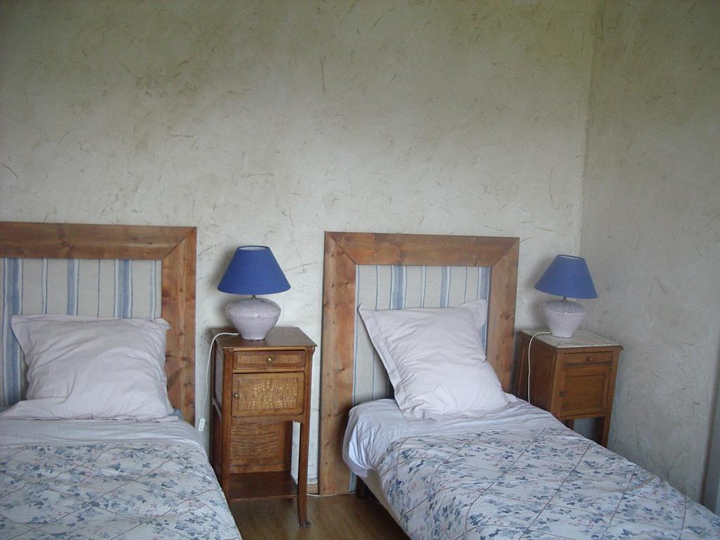 Maison D'Hotes De La Verriere Les Ardillats Экстерьер фото